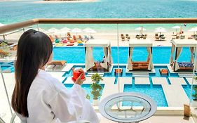 Royal Central The Palm Hotel